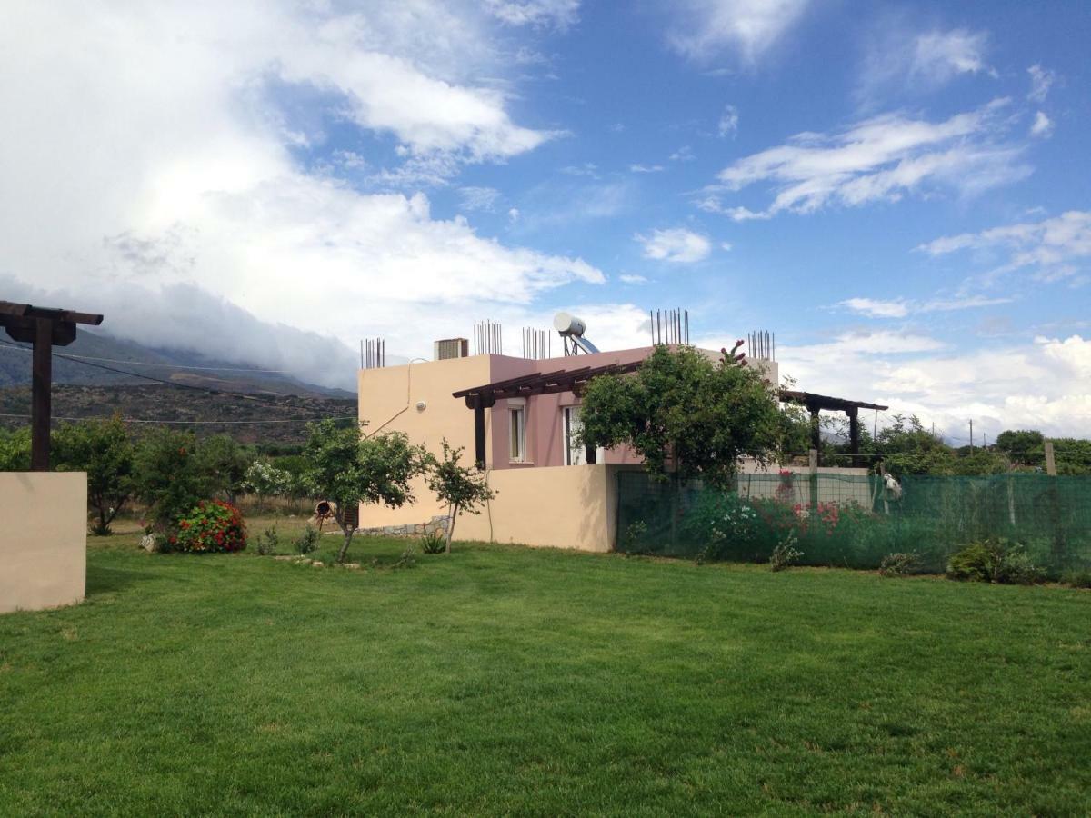 Kioni Villas Frangokastello Esterno foto